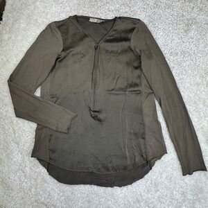 Go Silk Iconic Go Zippy Blouse Top Olive Green